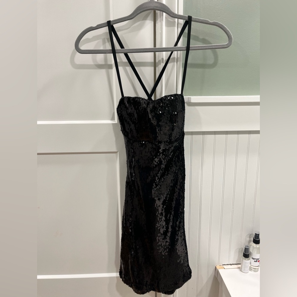 Windsor Black Sleeveless Slip Dress with Sweetheart Neckline